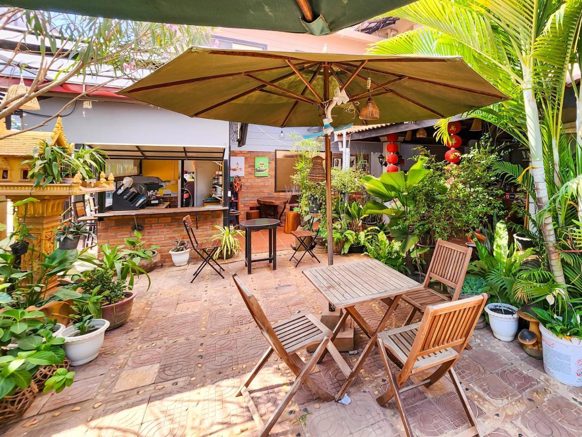 Nika'S House Hostel เสียมราฐ ภายนอก รูปภาพ